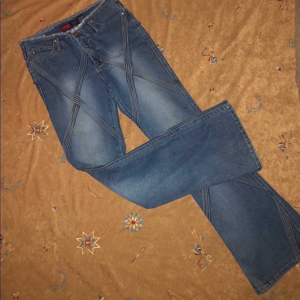 Super cute/different flare jeans!